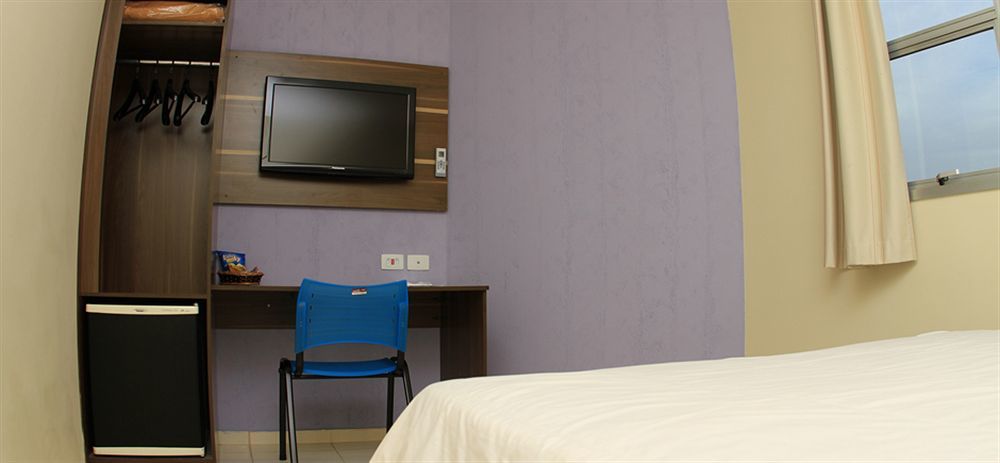 Astro Hotel Sao Jose dos Campos Bagian luar foto